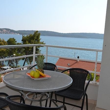 Apartment Gabi Trogir Chambre photo