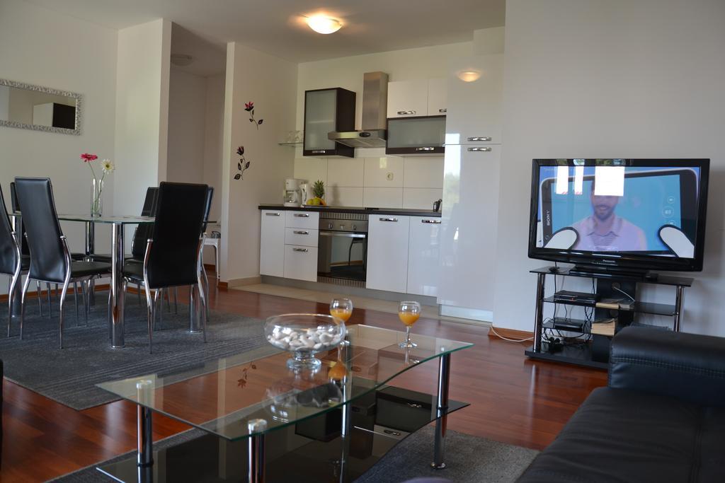 Apartment Gabi Trogir Chambre photo