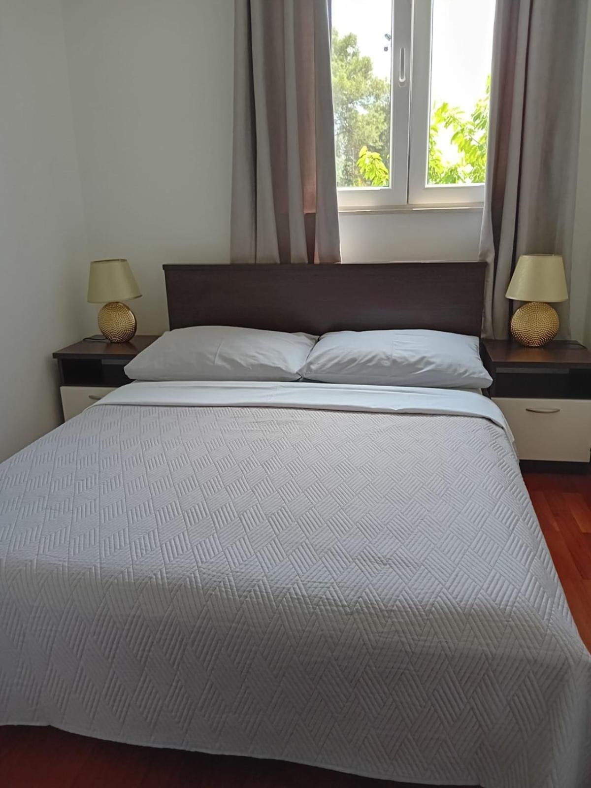 Apartment Gabi Trogir Extérieur photo